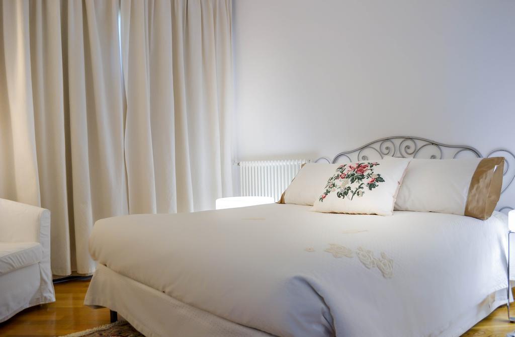 Alla Dimora Dei Cedri Bed and Breakfast San Donato Milanese Kamer foto